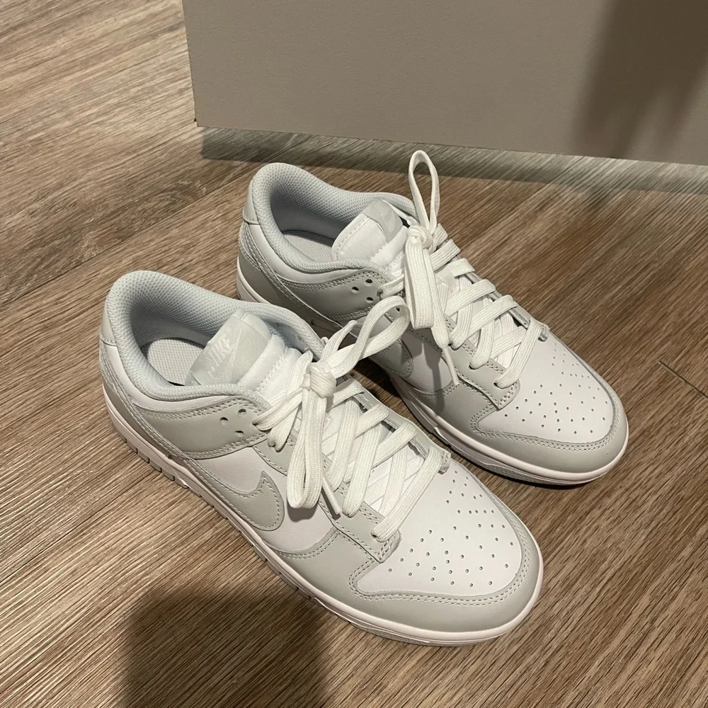 Nike Dunks - Picture 2 of 6